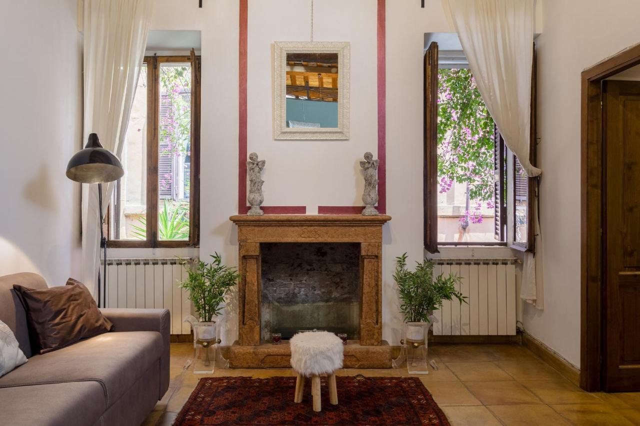 Campo Dei Fiori Palace,piazza Navona Apartment